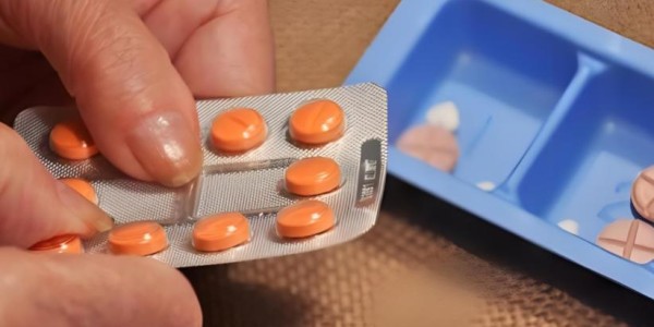 NG28-吃他汀一颗花生不能碰？医生提醒：不止花生，这5样食物也要小心