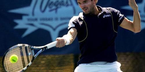 贝内特乌的悲情宿命：七年四大洲十场决赛全输