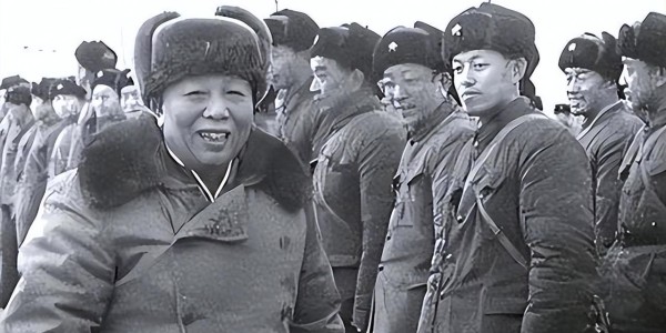 多多28-二百多名军官被枪毙、撤职、处分，长津湖战役中失职的志愿军88师