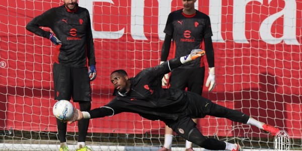 多多28app-米兰开启新一周训练备战|AC米兰|ac米兰|工作_新浪体育_新浪新闻