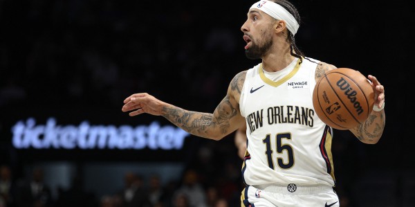 Iko：可以证实 火箭确实有意鹈鹕后卫阿尔瓦拉多