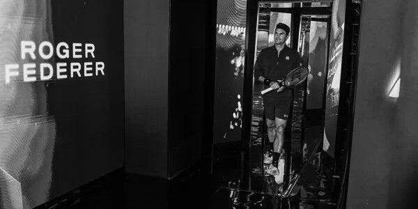 多多28app-罗德拉沃尔上空最璀璨的烟花 献给罗杰费德勒 致我们终将逝去的青春